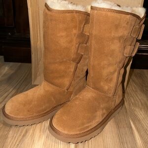Size 5 Ugg Allegra Bow li Chestnut Women's Boots 1102931 BNIB